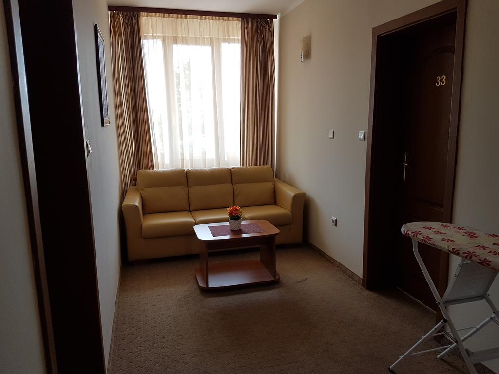 Guest House Markovi Aheloy Exterior photo